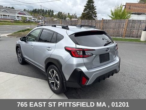 Used 2024 Subaru Crosstrek 2.0i Premium AWD/4WD image 5