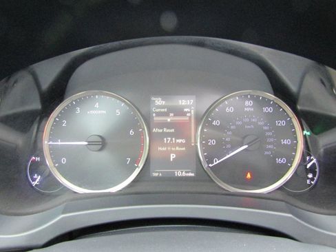 Used 2017 Lexus IS 200t image 15