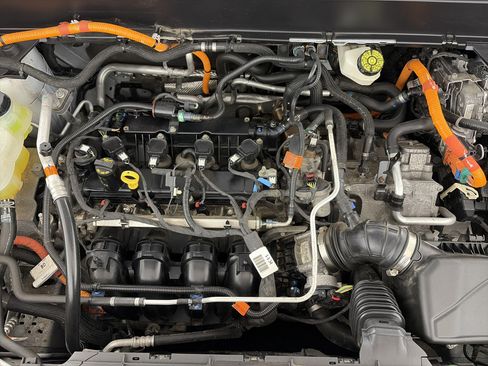 Used 2022 Ford Maverick Lariat w/ Lariat Luxury Package FWD image 11
