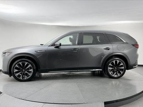Used 2024 MAZDA CX-90 Plug-In Hybrid w/ Premium Pkg AWD/4WD image 3
