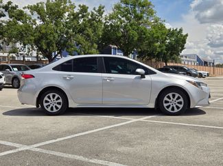 Used 2022 Toyota Corolla LE FWD video 2