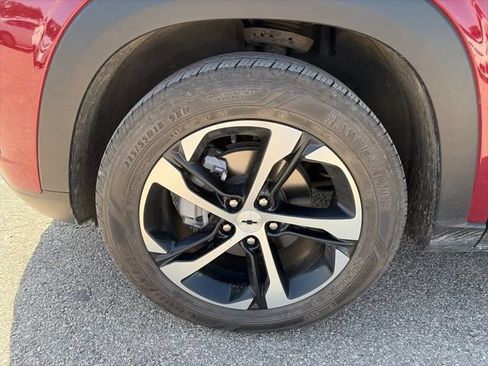 Used 2024 Chevrolet Trax RS w/ Driver Confidence Package FWD image 15