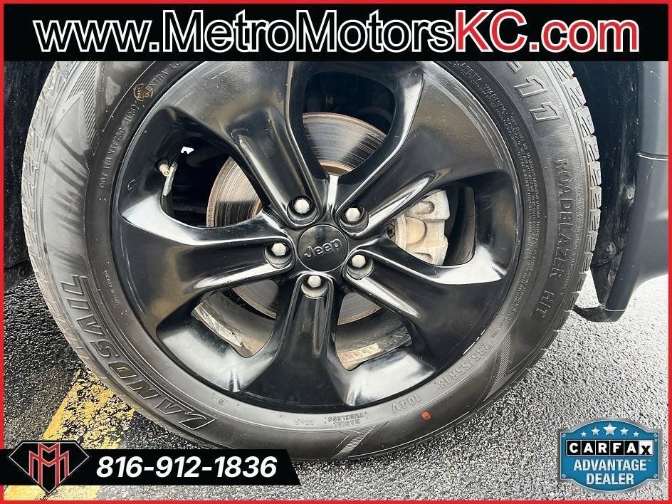 Used 2019 Jeep Compass Latitude FWD image 21