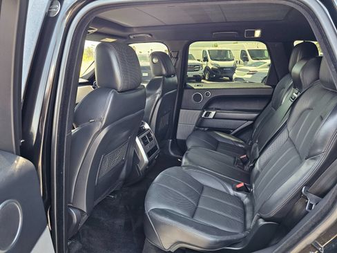 Used 2017 Land Rover Range Rover Sport HSE AWD/4WD image 19