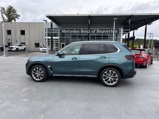 Used 2025 BMW X5 xDrive40i w/ Premium Package AWD/4WD image 8