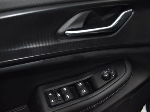 New 2026 Jeep Grand Cherokee L 4WD image 12