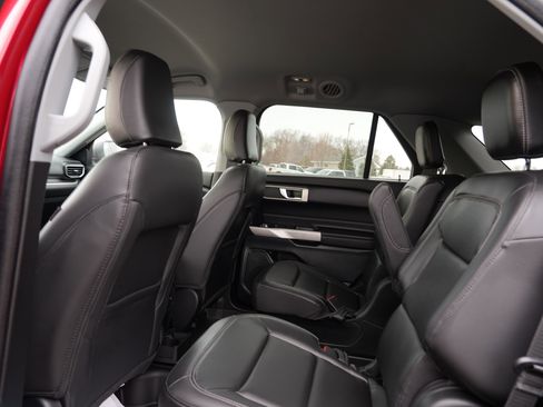 Used 2023 Ford Explorer XLT w/ Equipment Group 202A image 19