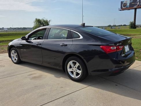 Used 2022 Chevrolet Malibu LS FWD image 8