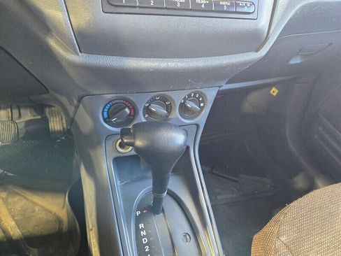 Used 2012 Ford Transit Connect XLT image 19