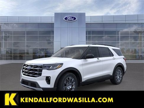 New 2026 Ford Explorer Active w/ Active Comfort Package image 1