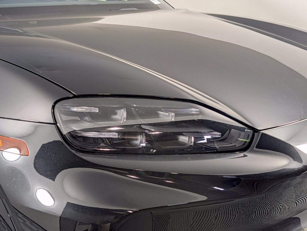 New 2026 Porsche Cayenne Electric AWD/4WD image 15