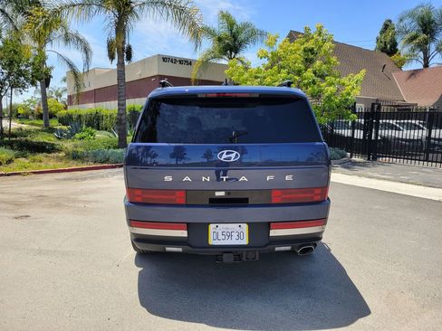 Used 2025 Hyundai Santa Fe Limited FWD image 5