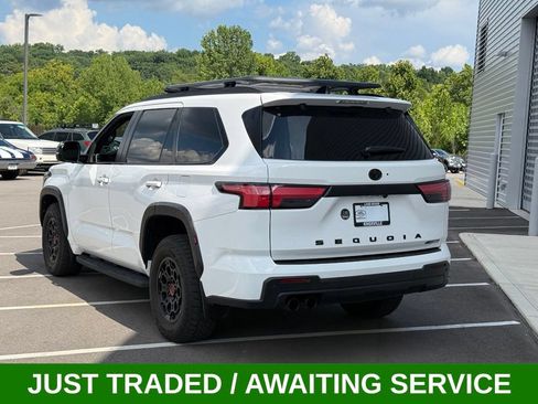 Used 2025 Toyota Sequoia TRD Pro AWD/4WD image 10