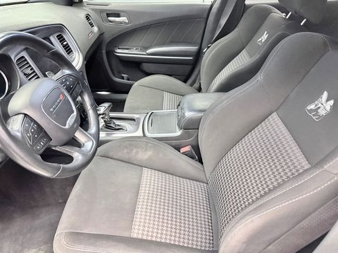 Used 2020 Dodge Charger Scat Pack image 10