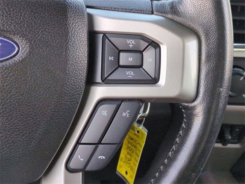 Used 2018 Ford F250 Lariat w/ Chrome Package image 26