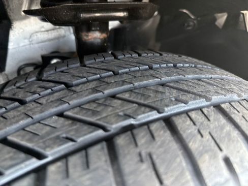 Used 2023 Nissan Rogue SV image 30