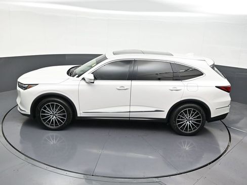 Used 2023 Acura MDX FWD w/ Technology Package image 17