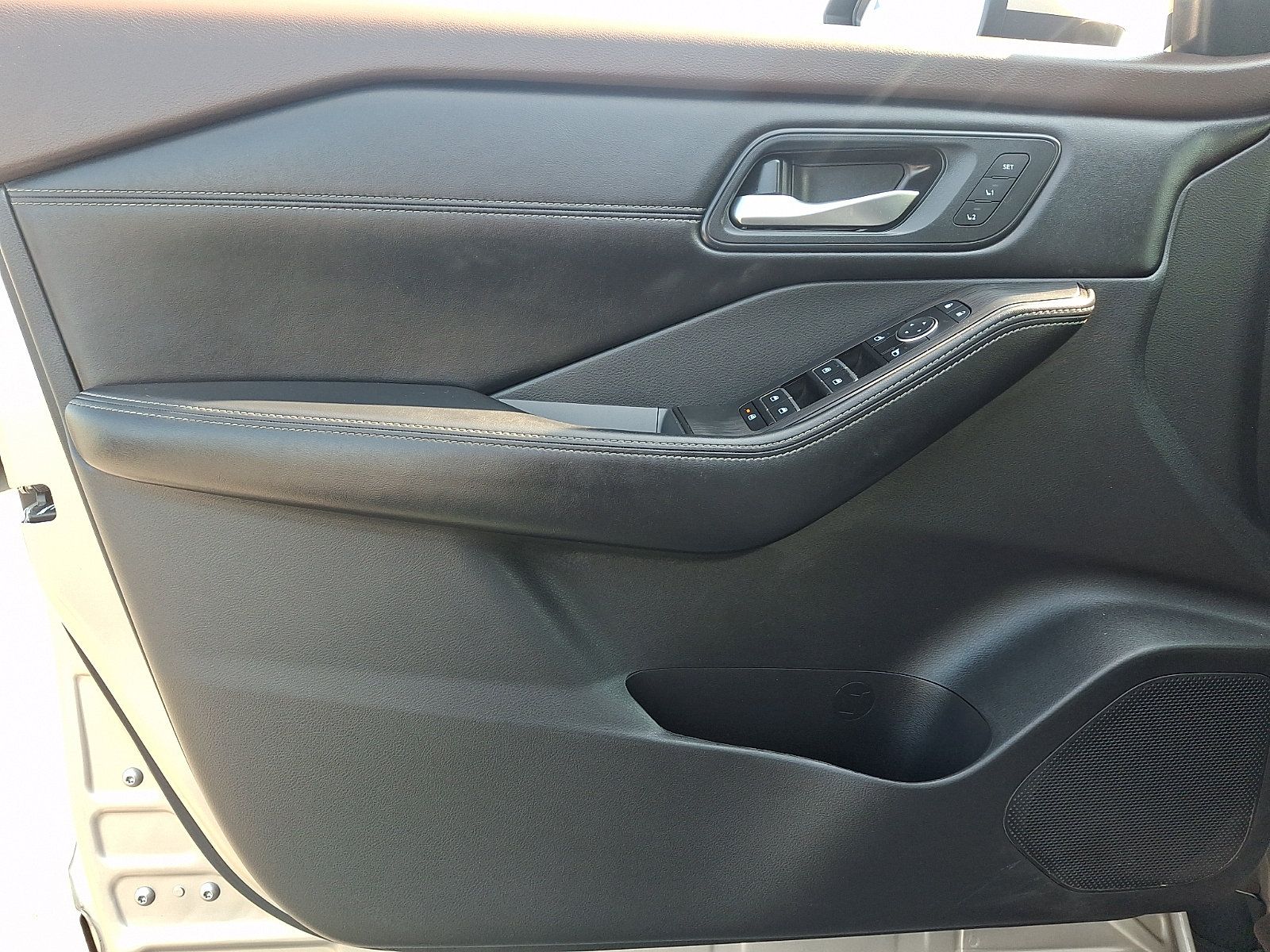 Certified 2023 Nissan Rogue SL AWD/4WD image 12