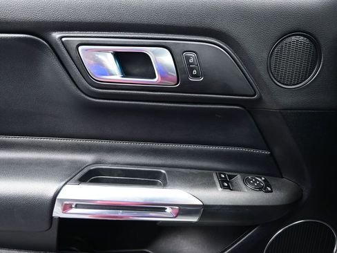 Used 2023 Ford Mustang Premium image 15