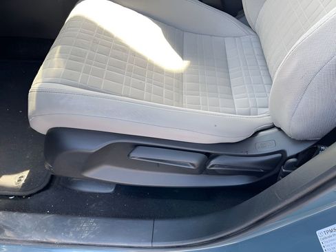 Certified 2023 Honda HR-V LX image 11