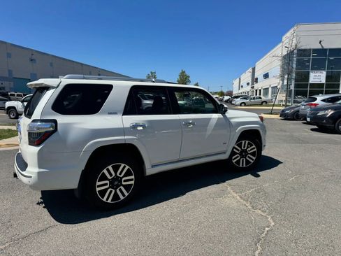 Used 2017 Toyota 4Runner Limited AWD/4WD image 16