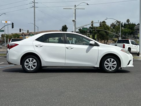 Used 2014 Toyota Corolla L FWD image 6