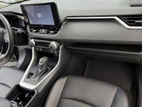 Certified 2024 Toyota RAV4 XLE Premium image 28