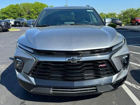 Used 2025 Chevrolet Blazer RS FWD image 9