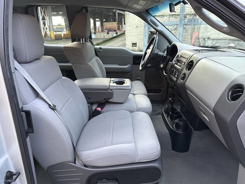 Used 2005 Ford F150 STX image 52