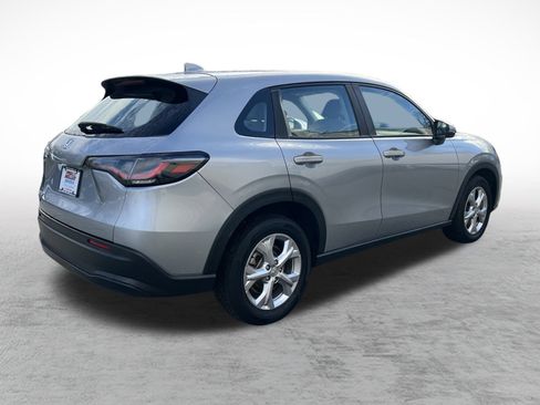Certified 2023 Honda HR-V LX image 6