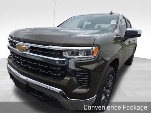 Used 2023 Chevrolet Silverado 1500 LT AWD/4WD image 5