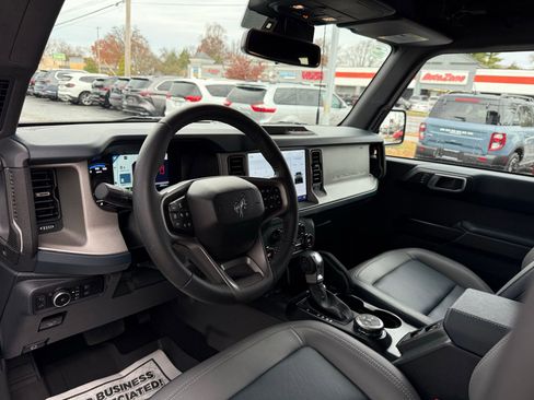 Used 2024 Ford Bronco Outer Banks image 51