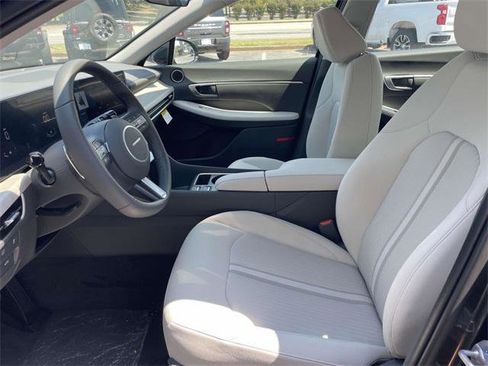 New 2025 Hyundai Sonata SEL image 19