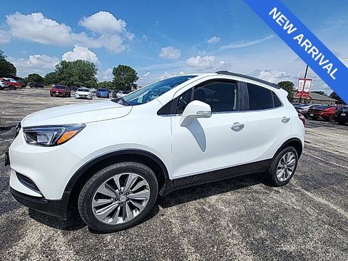Used 2017 Buick Encore Preferred FWD image 1
