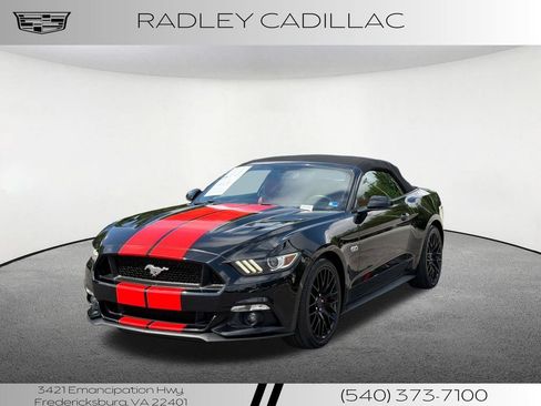 Used 2017 Ford Mustang GT Premium RWD image 1
