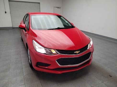 Used 2018 Chevrolet Cruze LS image 14