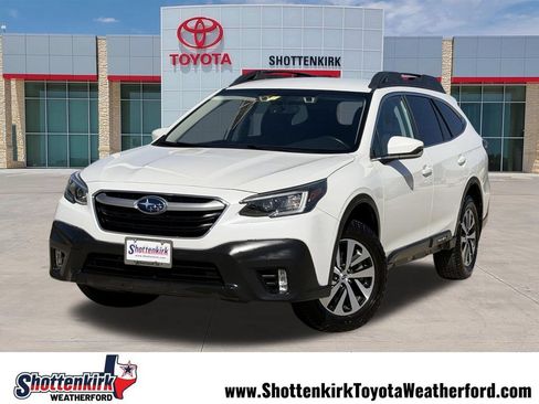 Used 2020 Subaru Outback Premium w/ Popular Package #1 AWD/4WD image 1