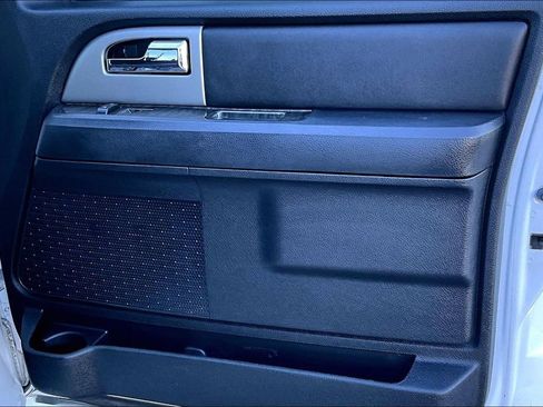 Used 2017 Ford Expedition EL Limited RWD image 24