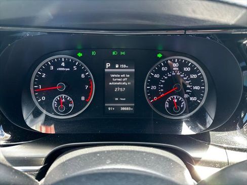Used 2024 Kia K5 GT FWD image 23
