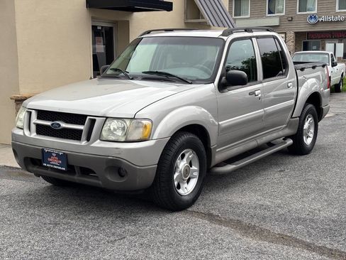 Used 2003 Ford Explorer Sport Trac XLT image 1