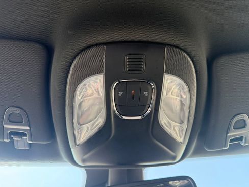 Used 2025 Jeep Compass Limited AWD/4WD image 20