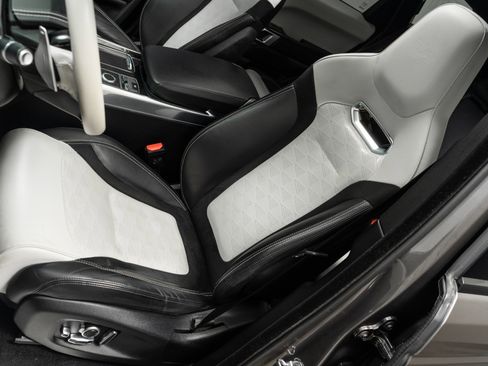 Used 2020 Land Rover Range Rover Sport SVR image 24