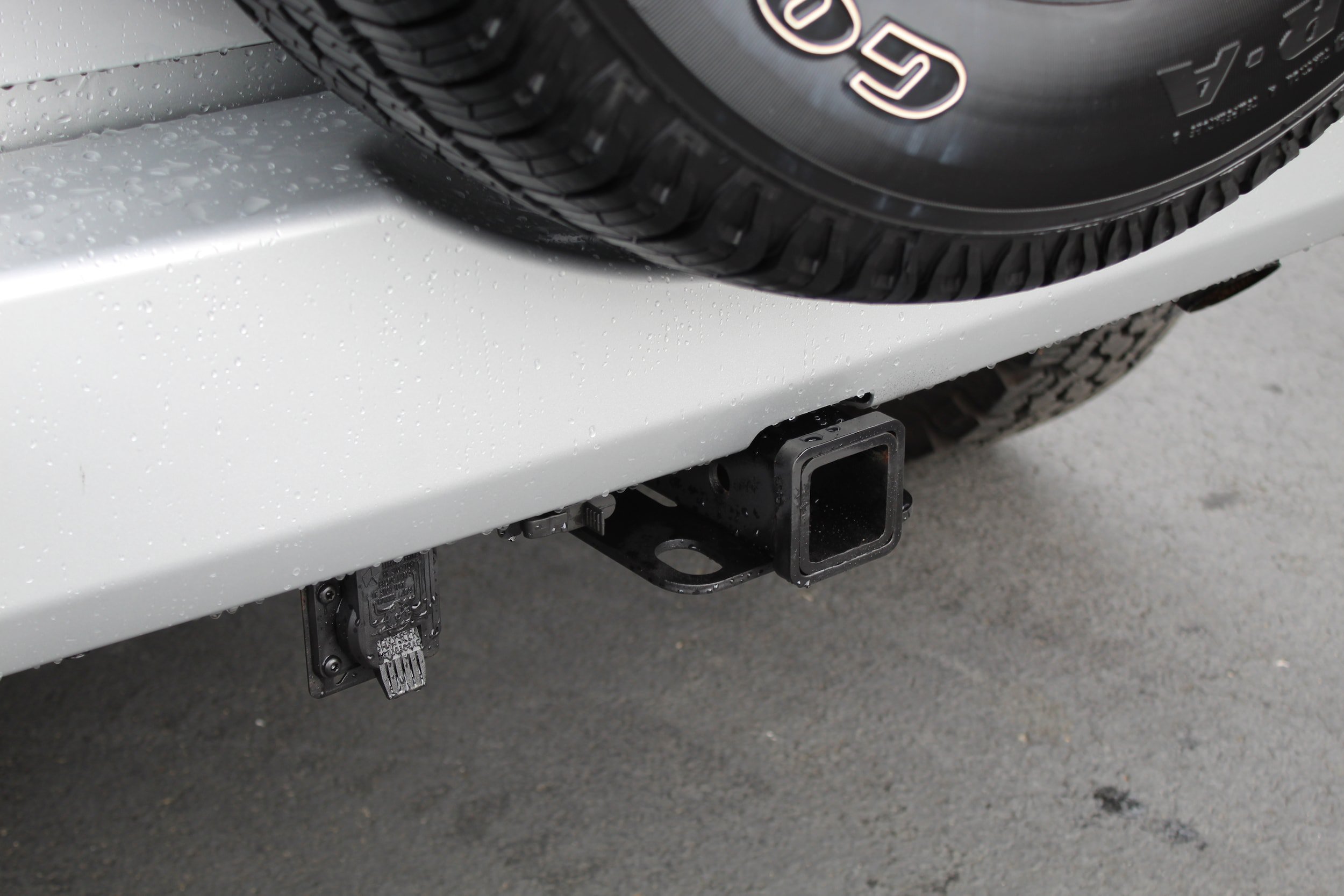 Used 2012 Jeep Wrangler Unlimited Sahara w/ Connectivity Group AWD/4WD image 16
