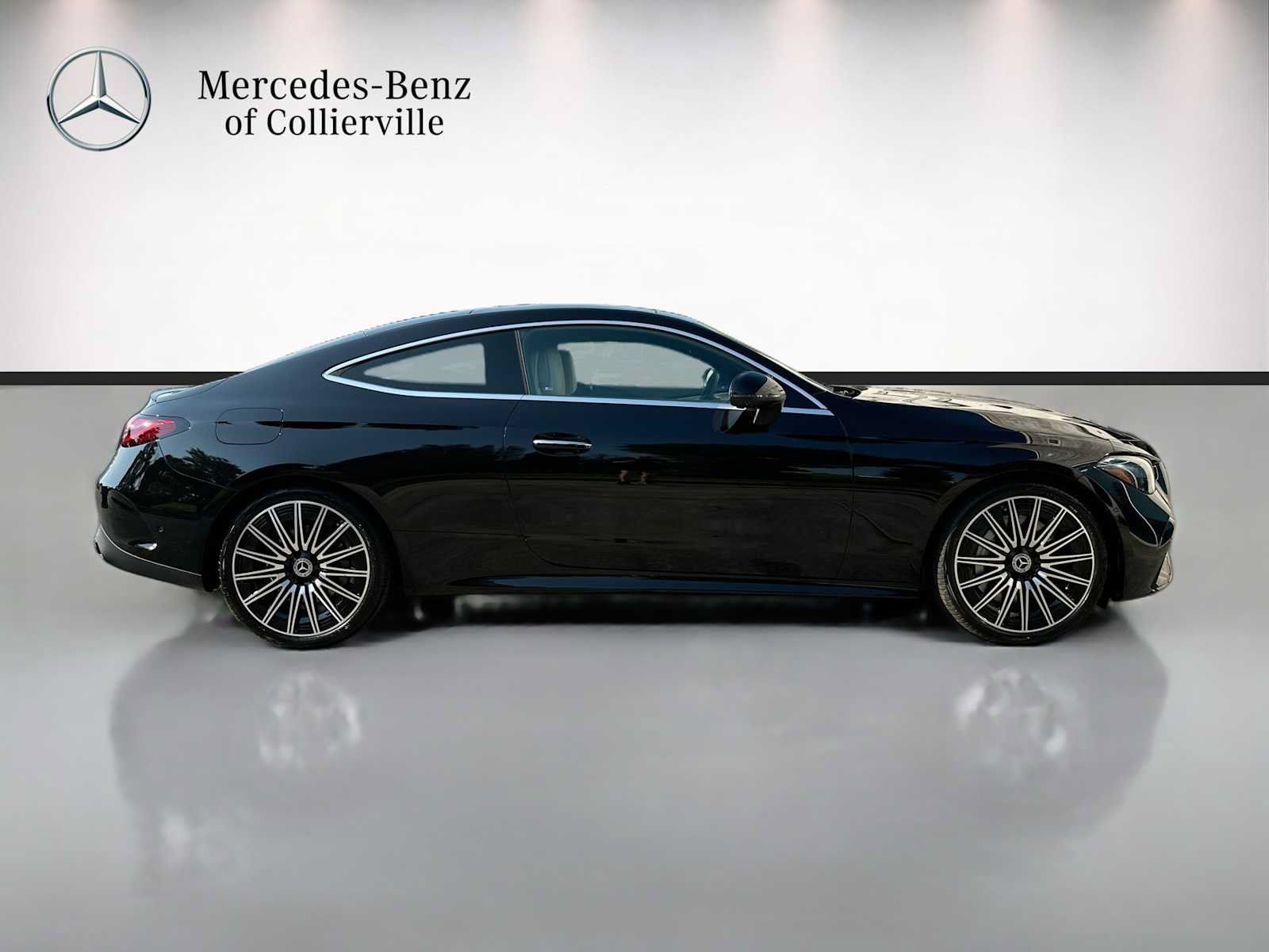 Used 2026 Mercedes-Benz CLE 450 4MATIC Coupe image 4