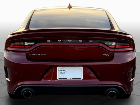 Used 2017 Dodge Charger R/T image 4