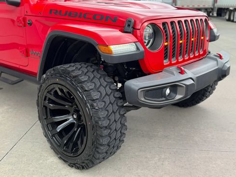 Used 2020 Jeep Gladiator Rubicon AWD/4WD image 5