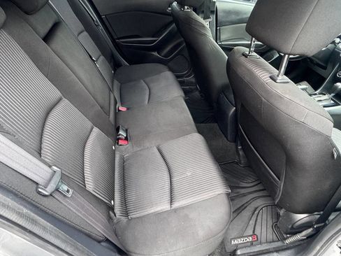 Used 2015 MAZDA MAZDA3 i Touring w/ Technology Package image 18