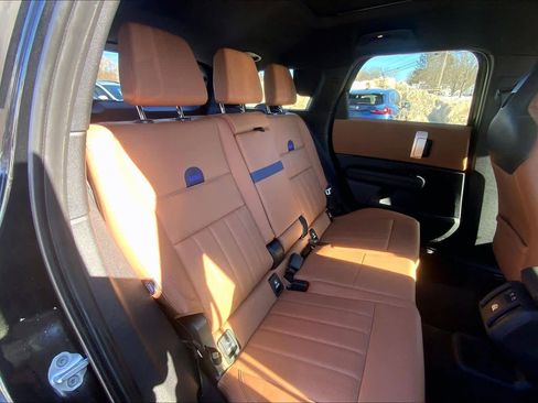 Used 2025 MINI Cooper Countryman S w/ Comfort Package Max image 19