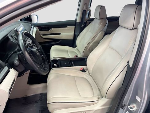 Used 2025 Honda Odyssey Touring image 22