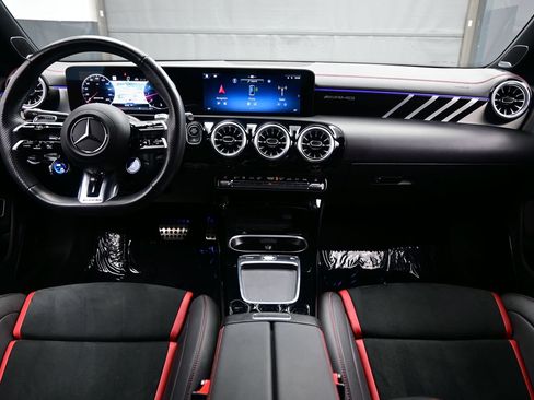 Used 2025 Mercedes-Benz CLA 45 AMG 4MATIC image 17